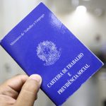 Carteira de Trabalho – Foto de Frederico Haikal (1)