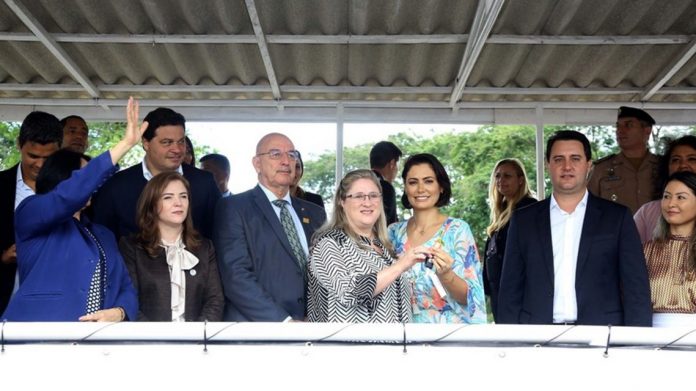 Leandre-entrega-de-veiculos-dois-1140x640